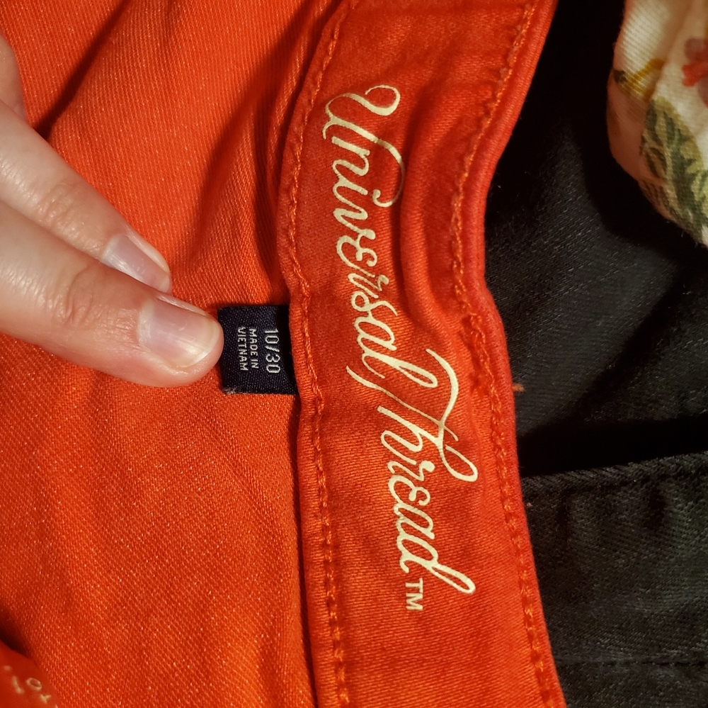 Universal Thread shorts - Picture 3 of 3